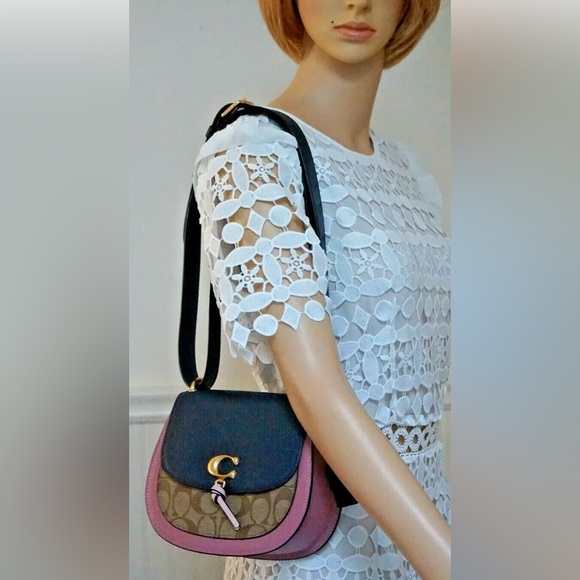 NWT COACH Remi Saddle Bag In Colorblock Signature Canvas - Picture 5 of 13